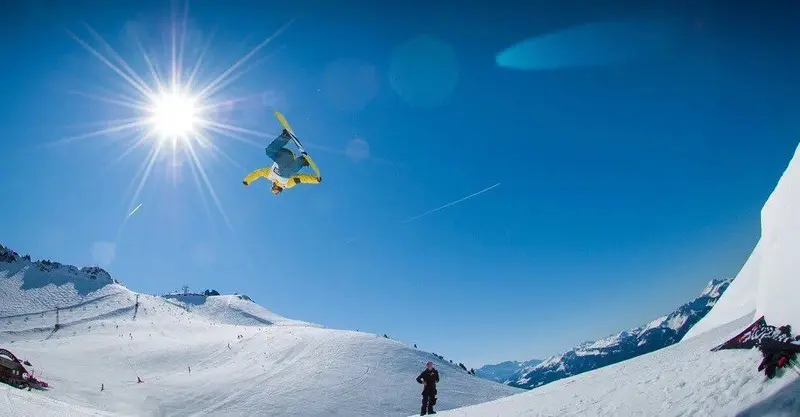 Skiing in the snow mountains