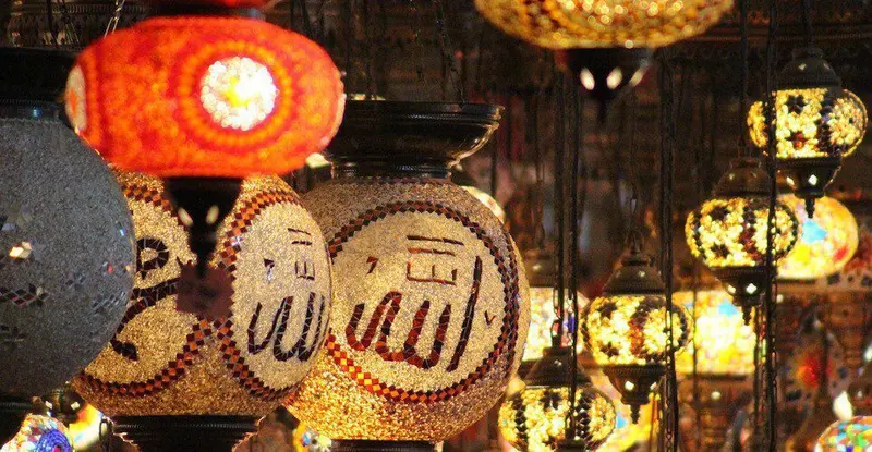 Eid-Al-fitr metal lantern decoration