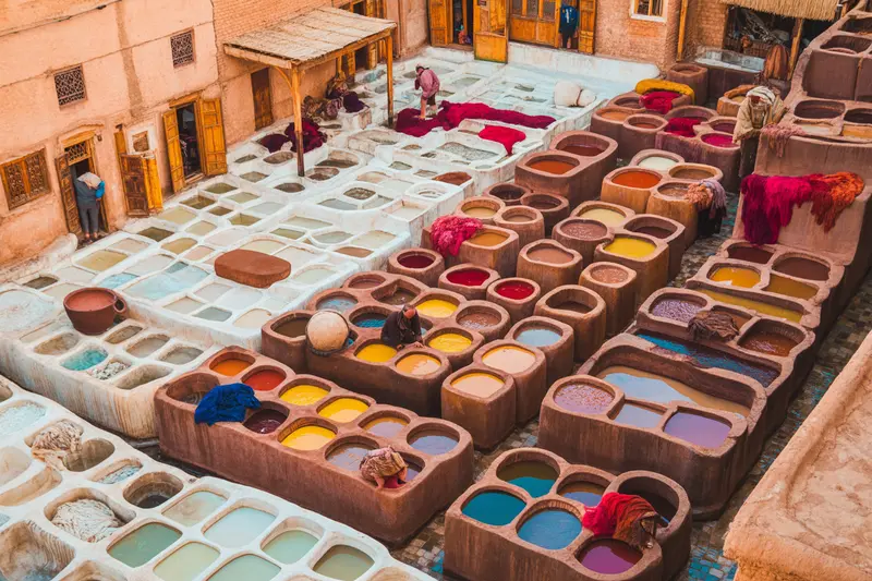 Percorra as cidades imperiais e a paisagem desértica de Marrocos