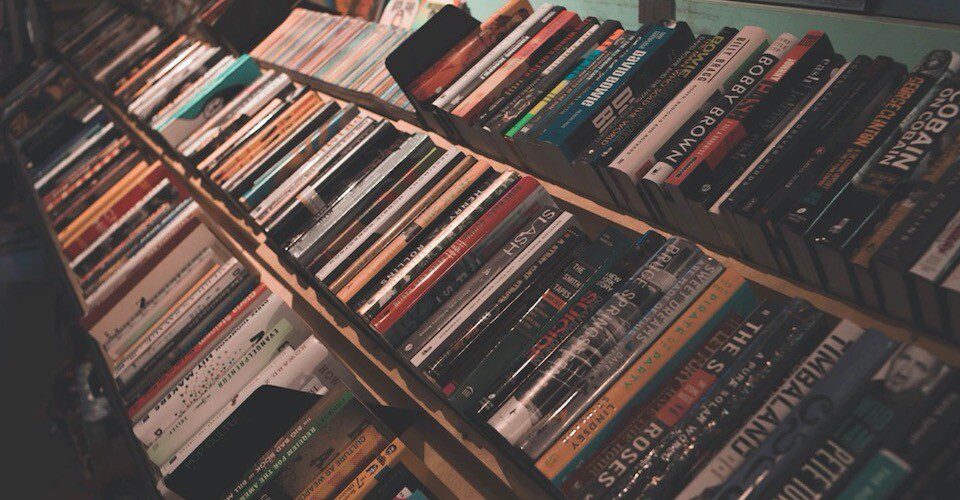 3 rows of bookshelves