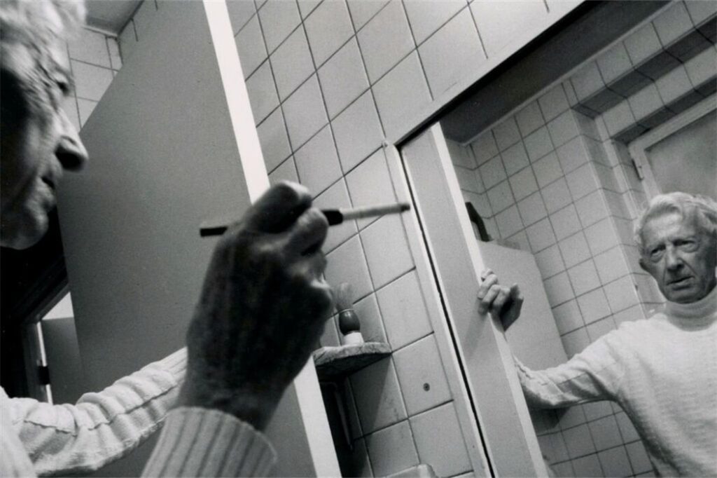 保罗·鲍尔斯 - 带我们认识摩洛哥的美国作家