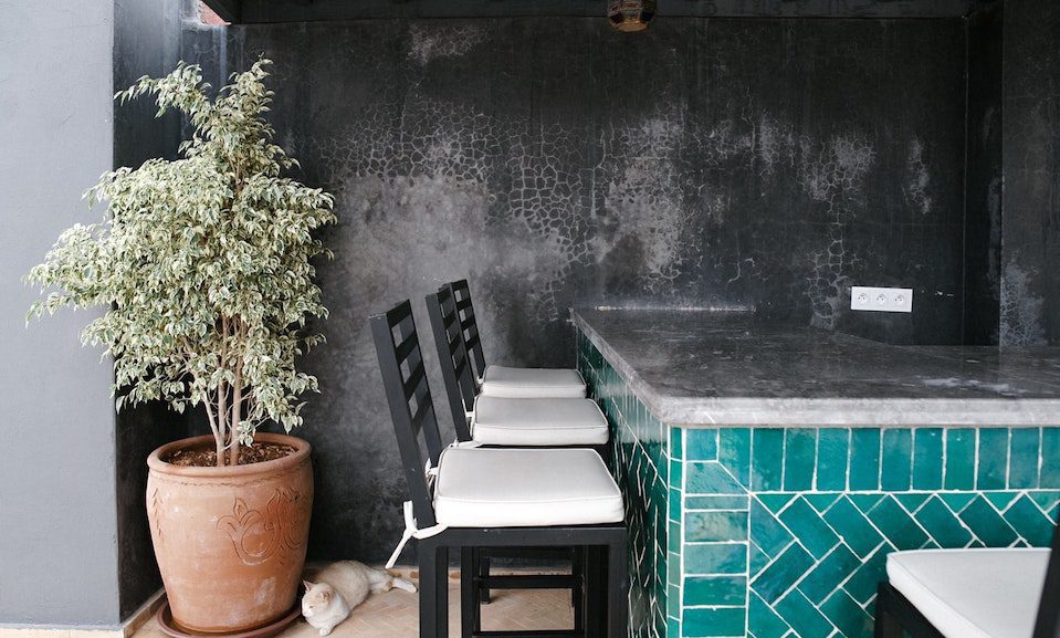 Smooth black wall